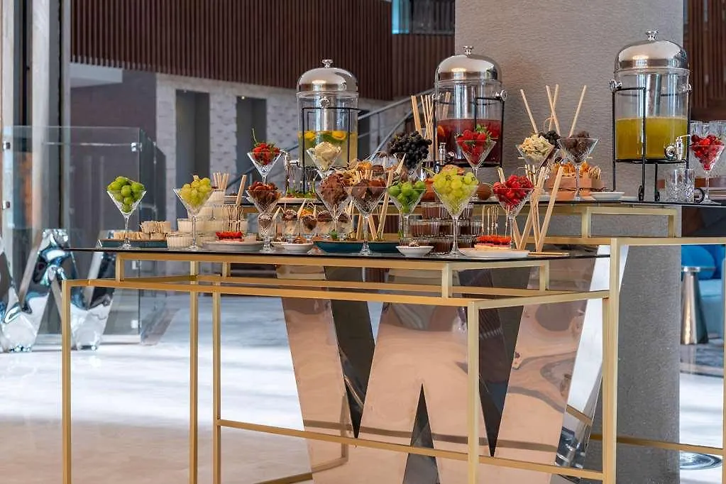 Wyndham Afyonkarahisar Otel 0*, Erkmen