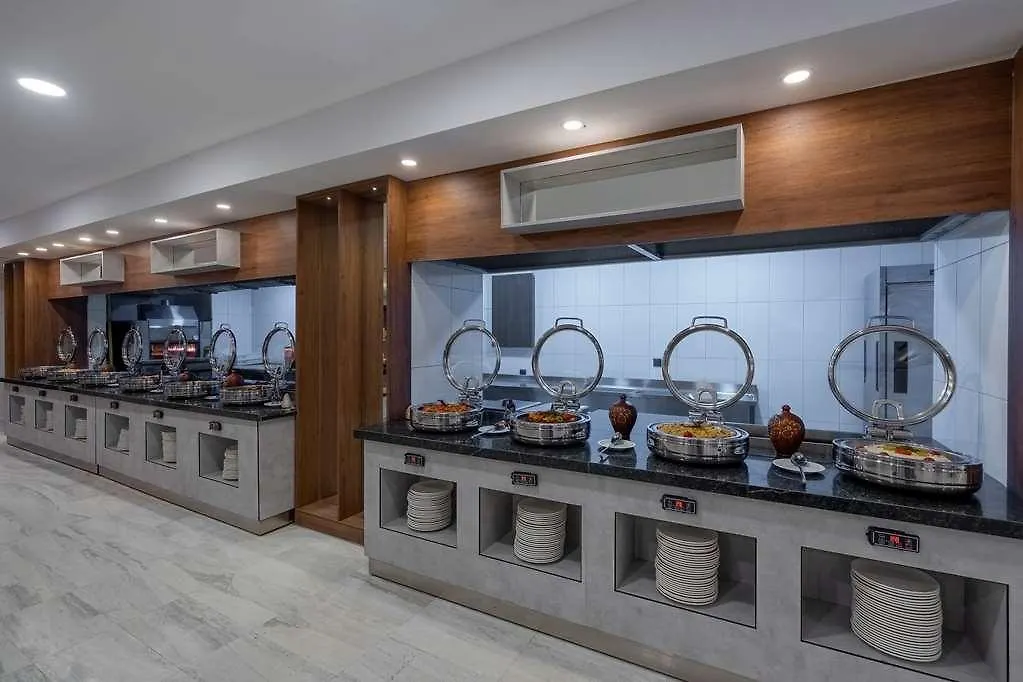 Wyndham Afyonkarahisar Otel 0*, Erkmen Türkiye