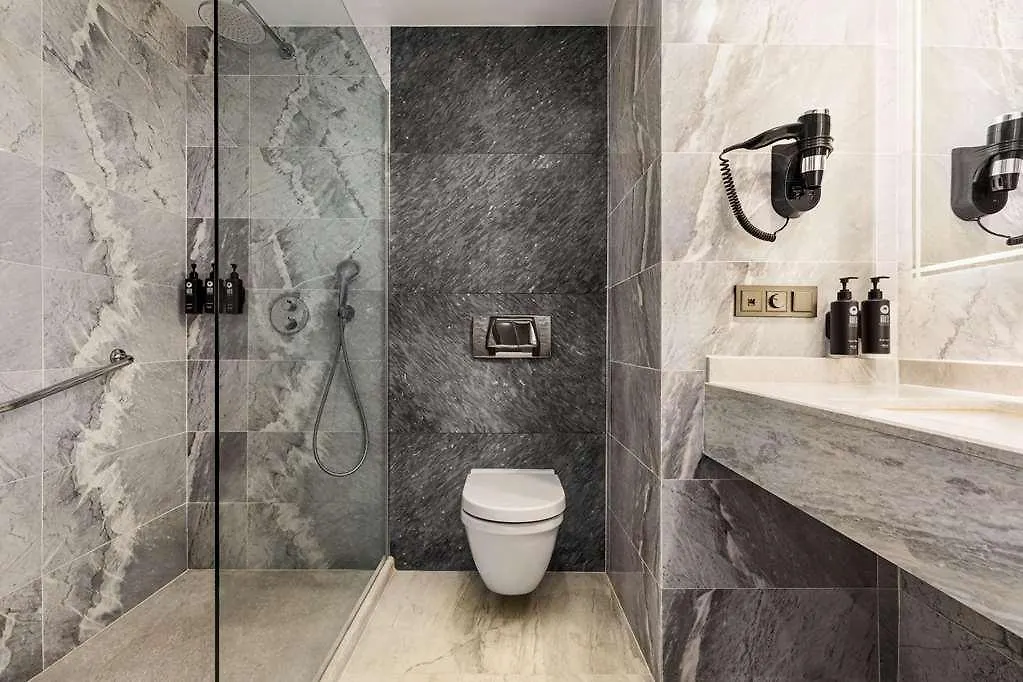 Wyndham Afyonkarahisar Otel 0*, Erkmen